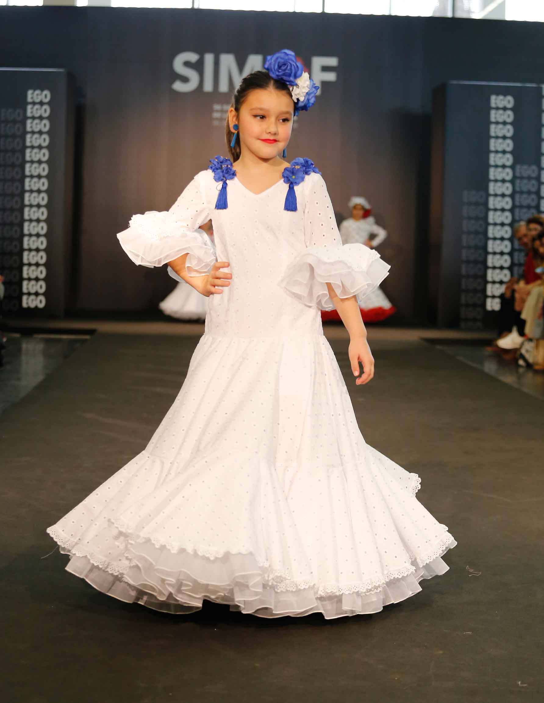 Traje de flamenca niña blanco
