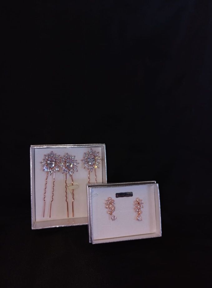 Peines brillantes con pendientes