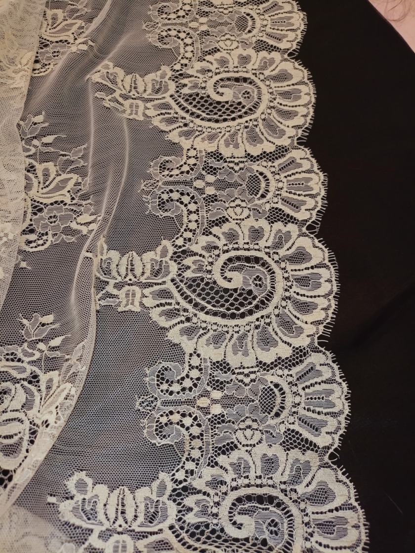 MANTILLA CRUDA