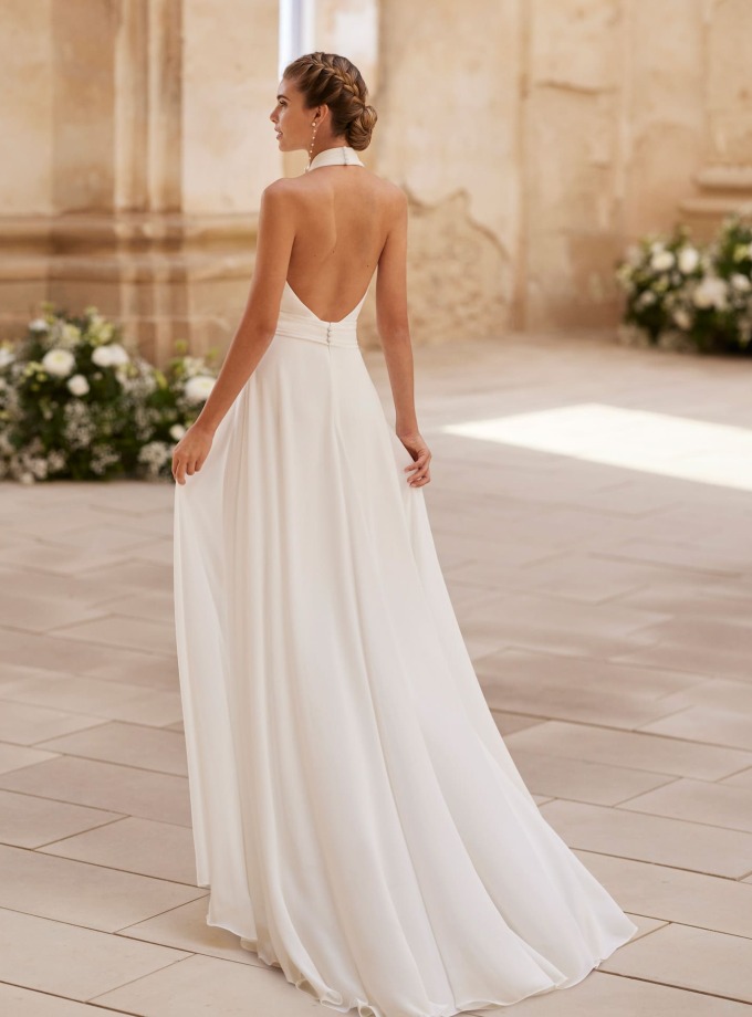 Vestido de novia HADARA de Alma Novia