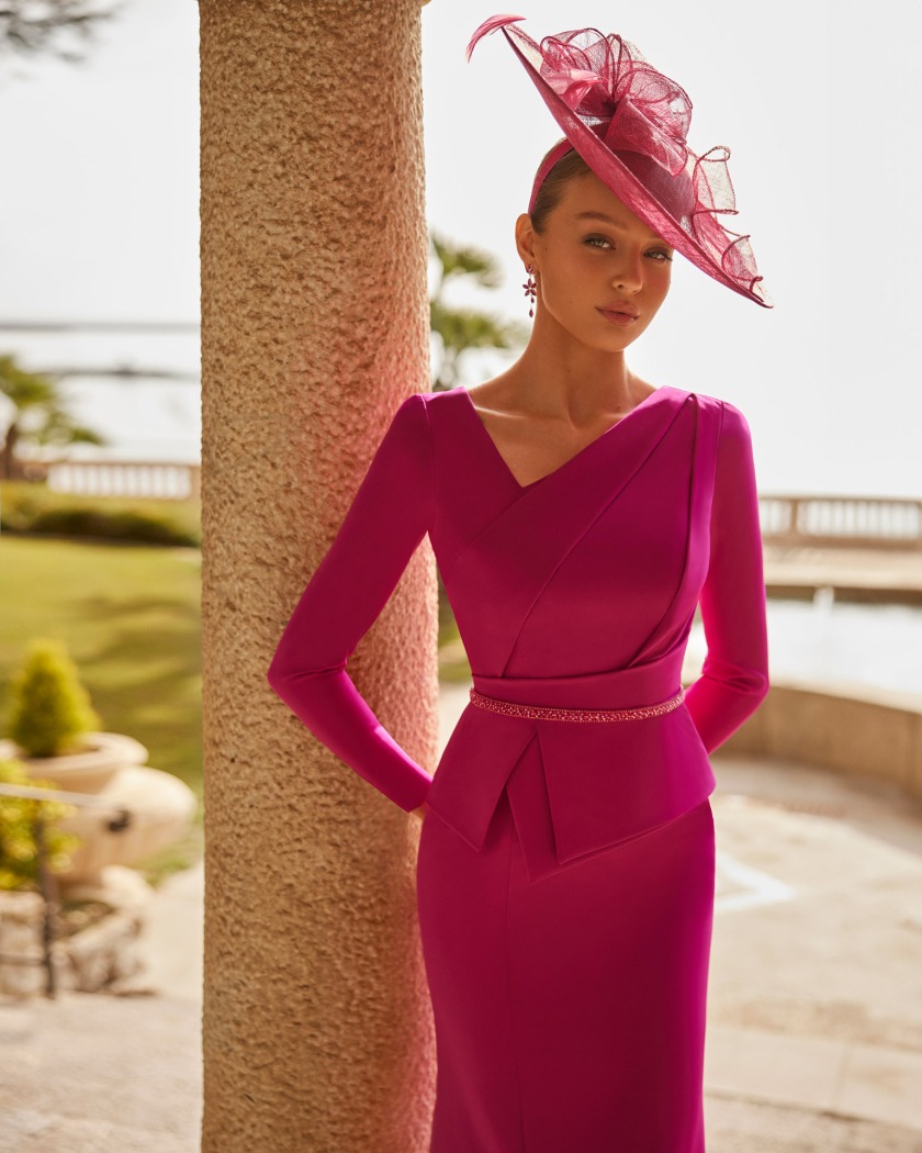 VESTIDO CON ESCOTE ASIMETRICO - Imagen 2