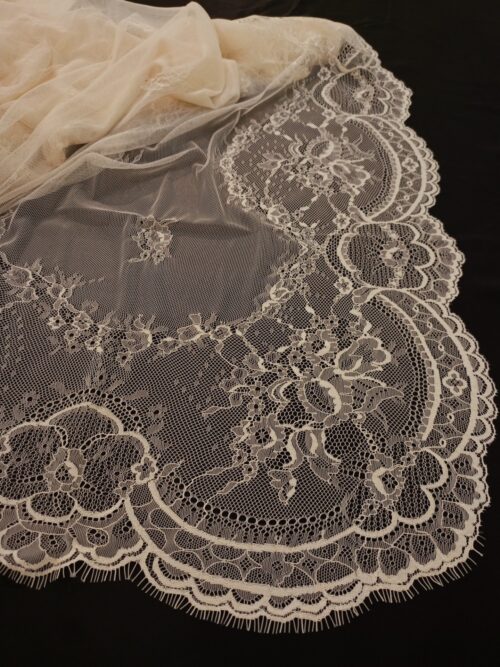 MANTILLA CRUDA 1002