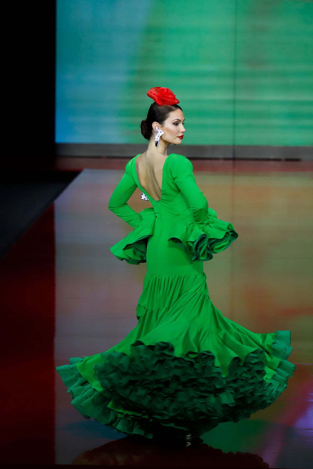 Vestido flamenca verde balenciaga - Imagen 2
