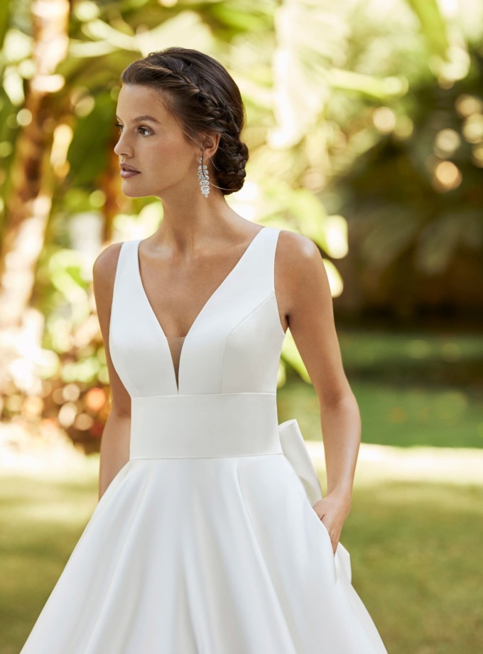 Vestido de novia de Adriana Alier – Zuley