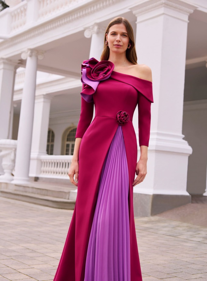 Vestido Couture-club largo asimétrico en crepé